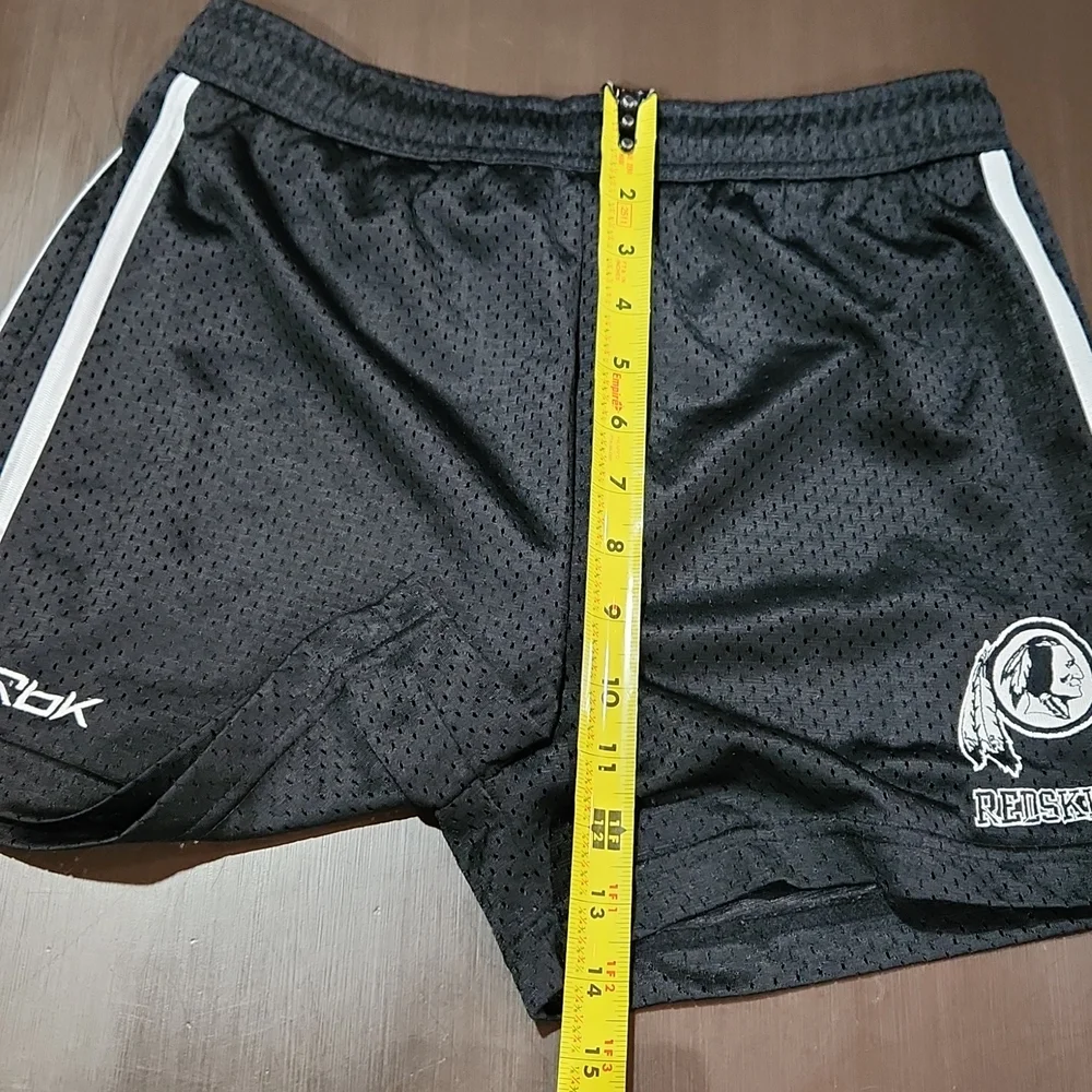 Washington Redskins Reebok Drawstring Shorts - Picture 5 of 8